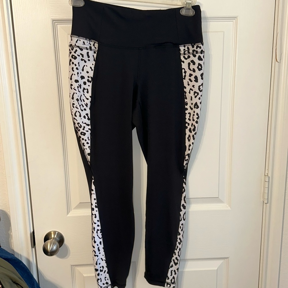 Livi leggings size 10/12